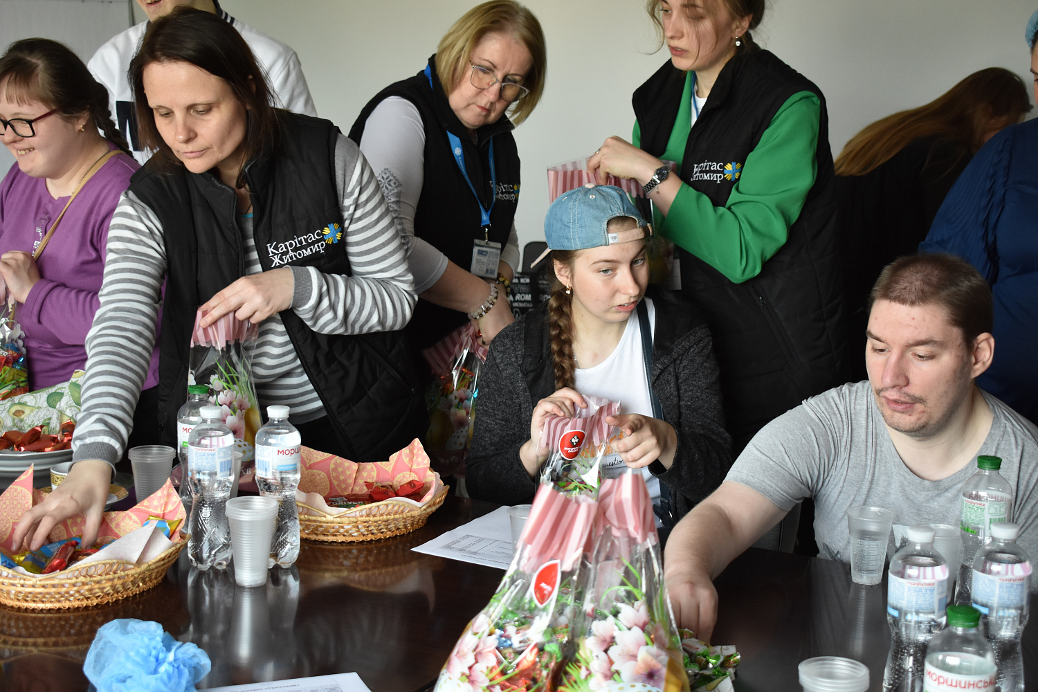 Напередодні Великодніх свят до нас завітали вихованці Благодійний фонд "Карітас-Житомир"